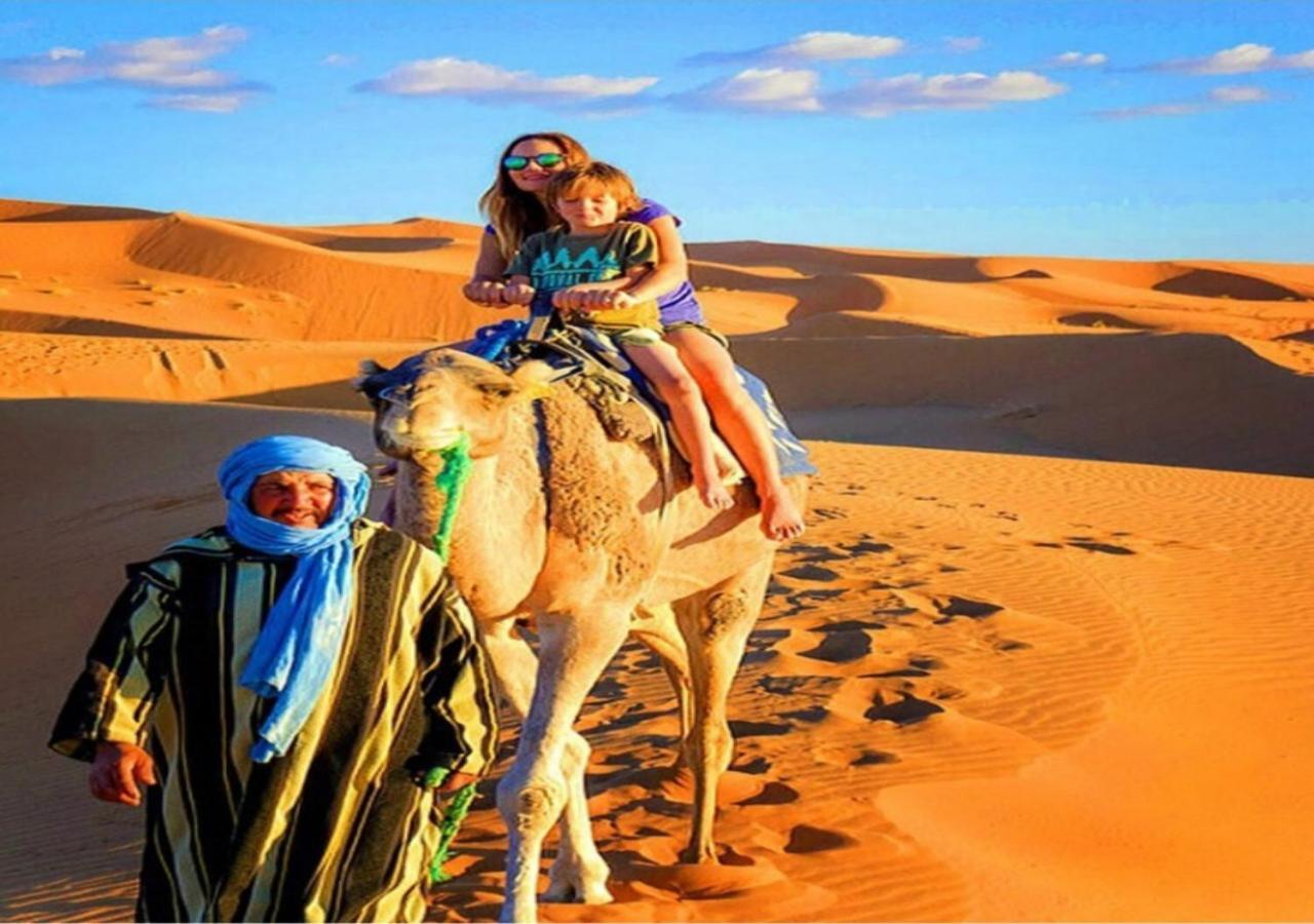 Desert Experience Glamping مرزوكة المظهر الخارجي الصورة