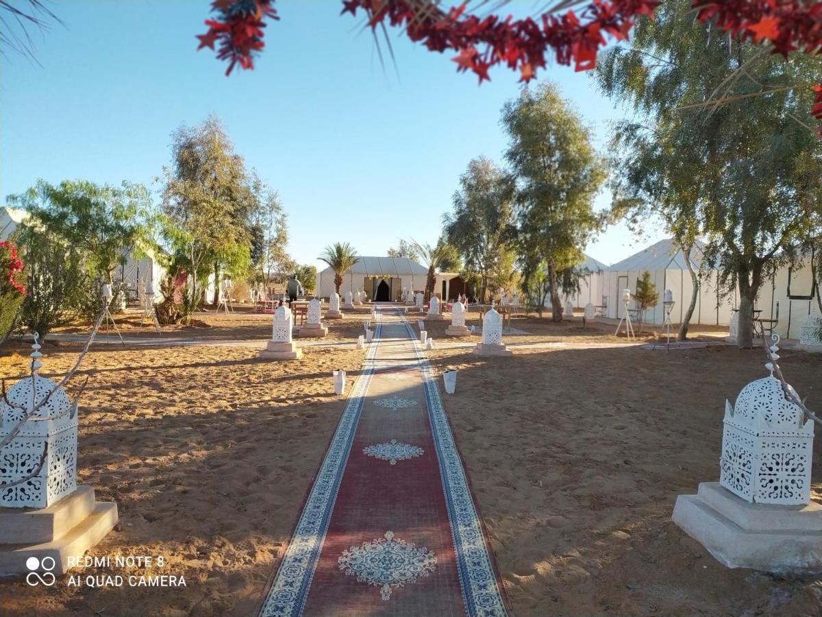 Desert Experience Glamping مرزوكة المظهر الخارجي الصورة