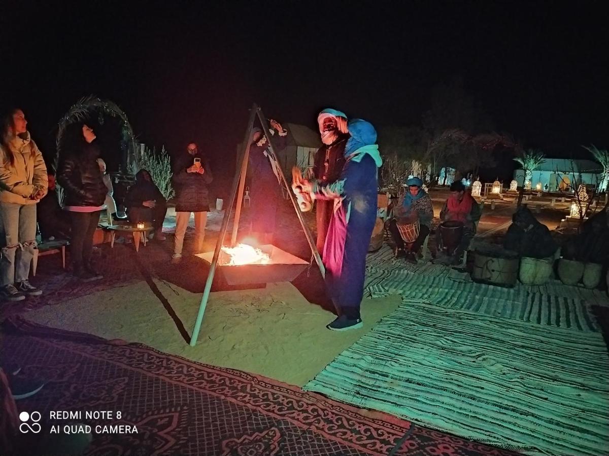 Desert Experience Glamping مرزوكة المظهر الخارجي الصورة