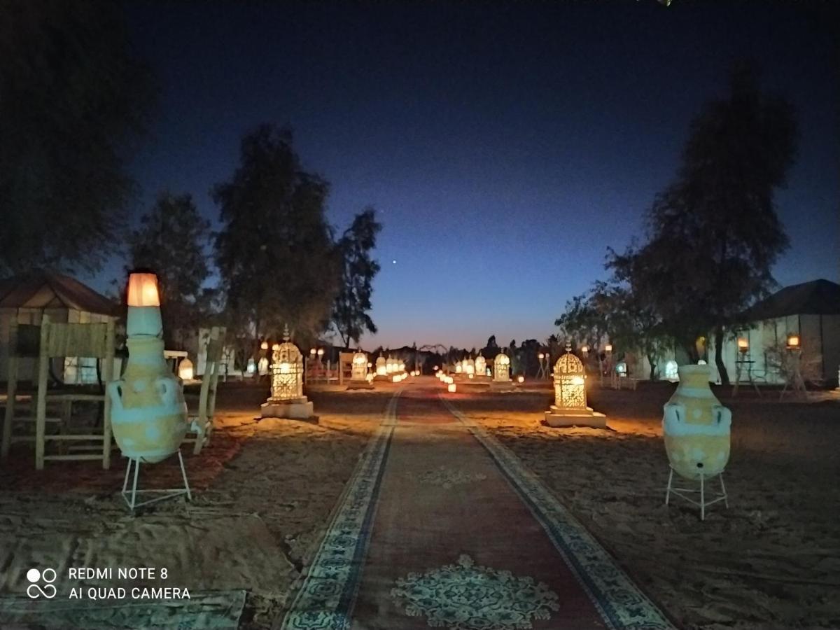 Desert Experience Glamping مرزوكة المظهر الخارجي الصورة