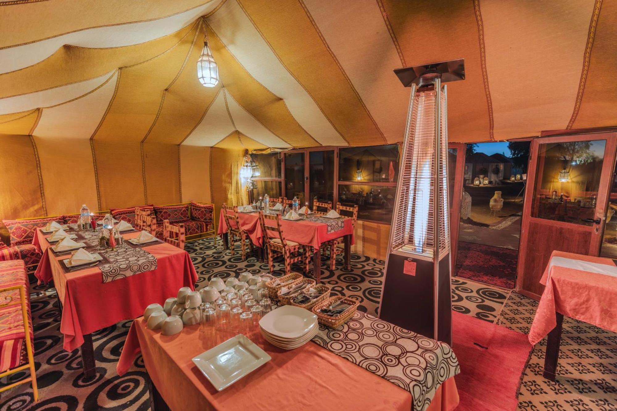 Desert Experience Glamping مرزوكة المظهر الخارجي الصورة